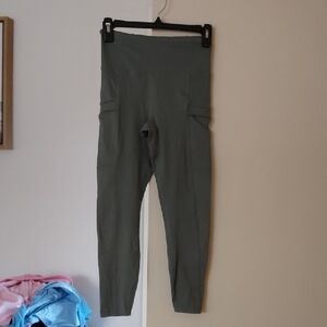 Eddie Bauer Sage Green Capri Leggings